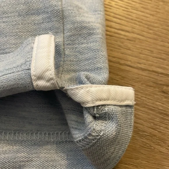 Banana Republic pique cotton polo in blue. Men's XL. Like new condition. Sharp! - Picture 7 of 11